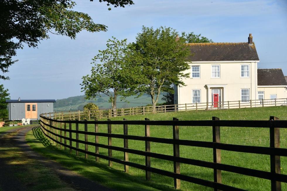 Glascoed Farmhouse Кармартен Экстерьер фото